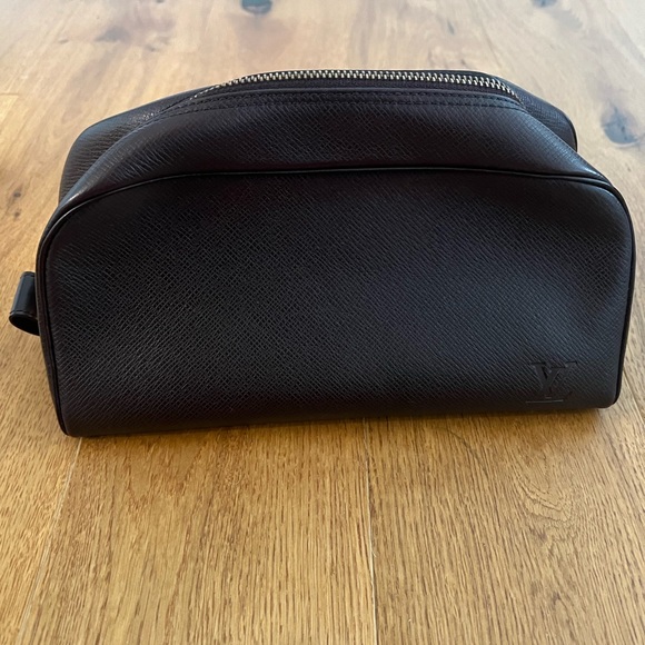 Louis Vuitton Handbags - Louis Vuitton Bordeaux Taiga Bag